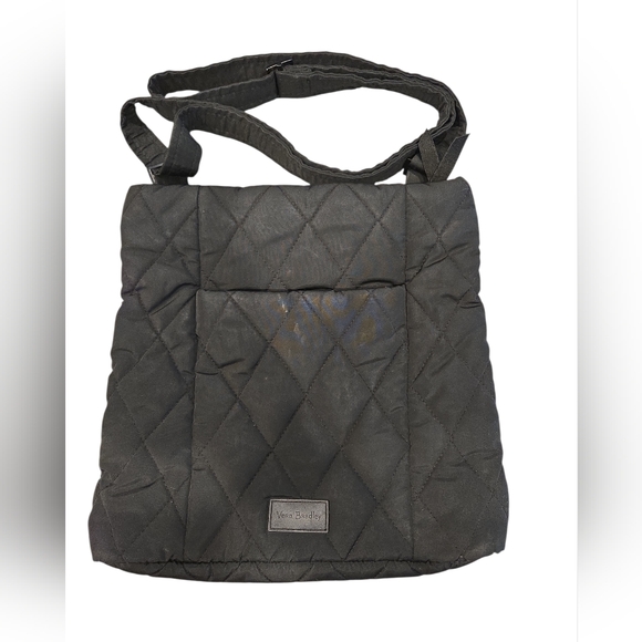 Vera Bradley Handbags - VERA BRADLEY ULTRALIGHT QUILTED HIPSTER CROSSBODY BAG IN BLACK.